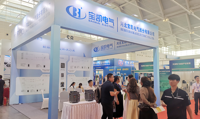 暴击行业天花板！jinnianhui今年会电气硬核技术亮相天津清洁能源展，引央视记者及能源产业巨头现场“挖宝”